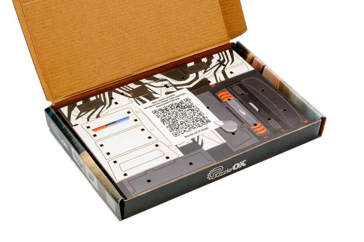 Дерев'яний 3D конструктор Muscle car GT (біла) в картонній упаковці