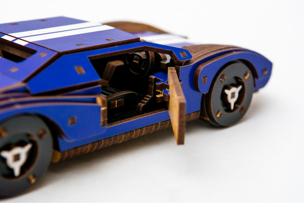 Дерев’яний 3D конструктор «Fast car Gt»