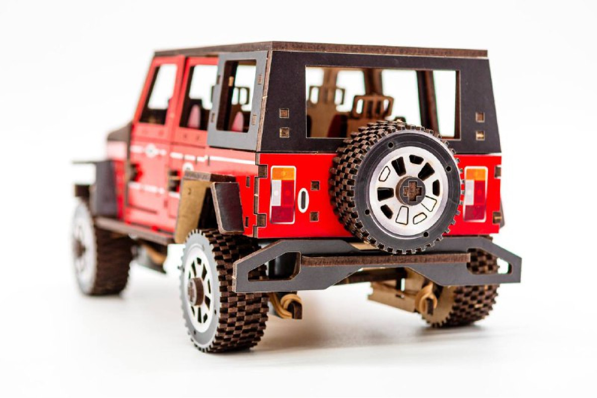 Дерев’яний 3D конструктор "Джип"