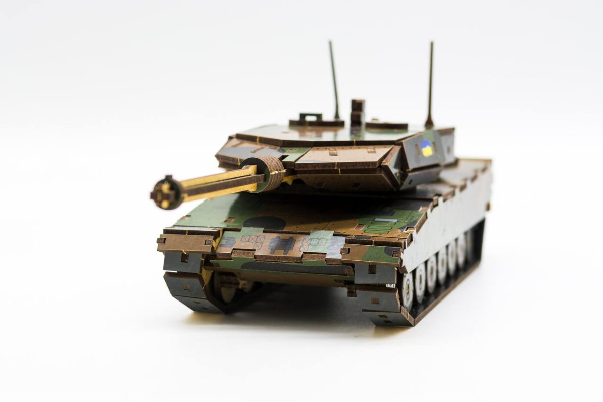 Дерев'яний 3D конструктор "Танк Леопард" 