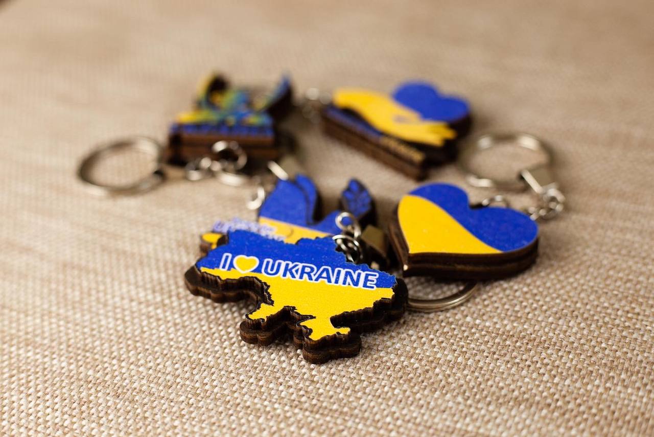 Брелоки кольорові i❤️Ukraine