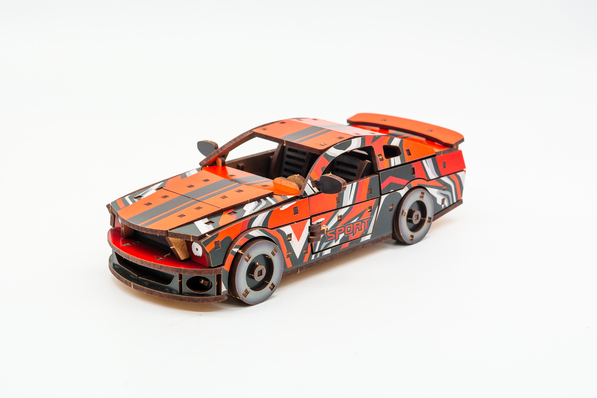 Дерев'яний 3D конструктор Muscle car GT (червона) в картонній упаковці