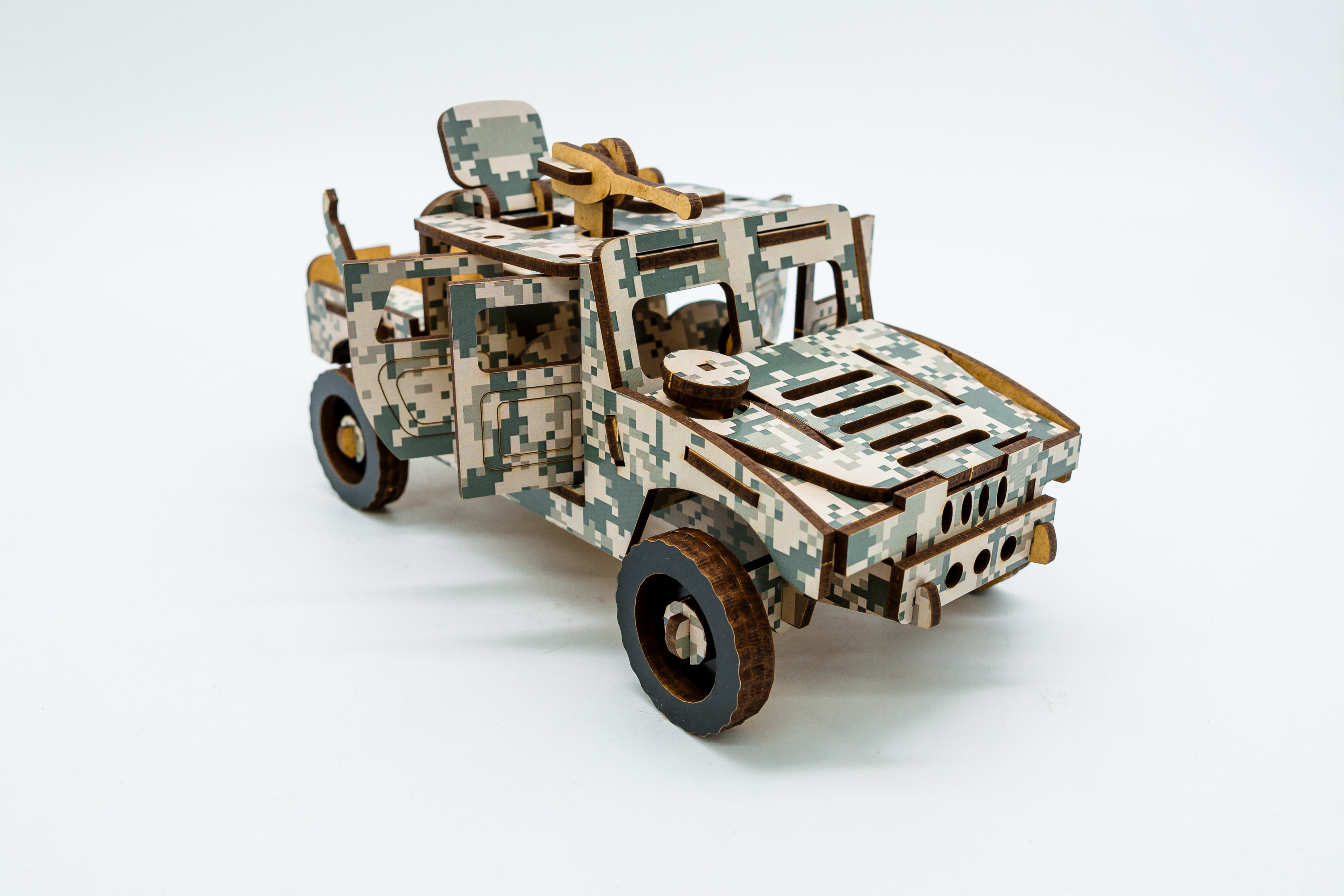 Дерев’яний 3D конструктор "Хамер" Дерев’яний 3D конструктор "Хамер"