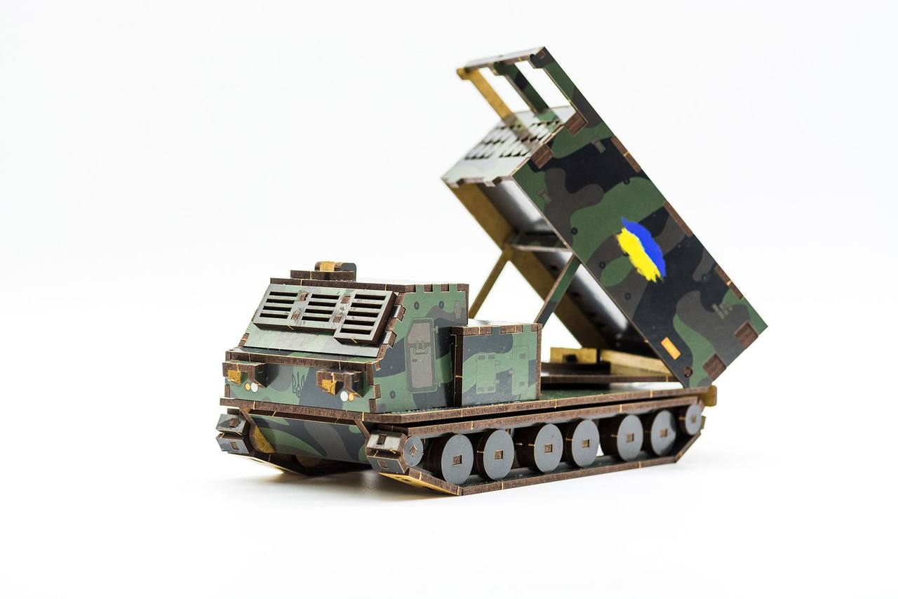 Дерев'яний 3D конструктор "М270" Дерев'яний 3D конструктор "М270"