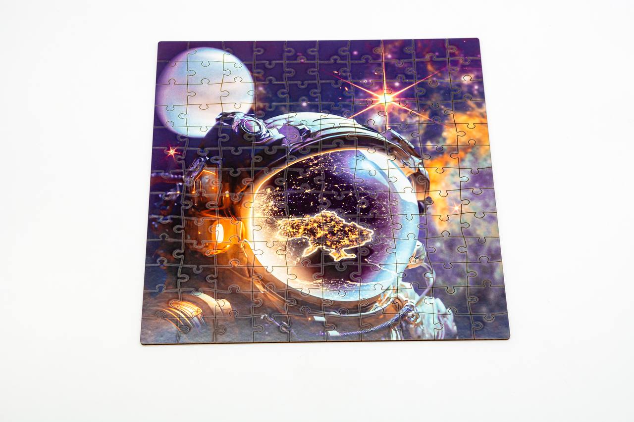 Дерев’яний пазл Україна з космосу